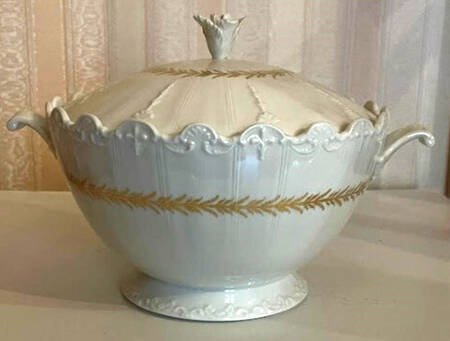 RYD111 Tureen &  Lid
