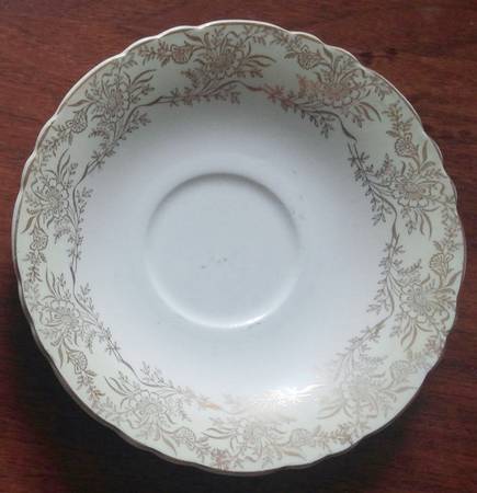 1005 Saucer