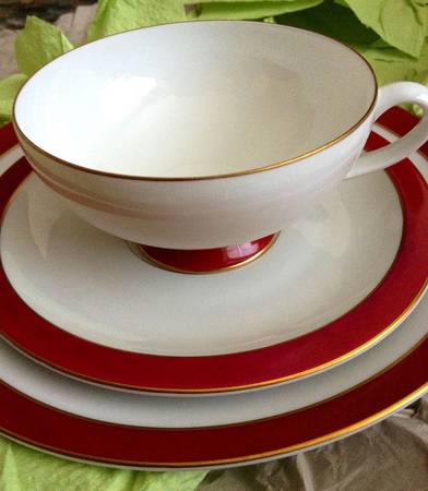 ROT340 Footed Cup & Saucer Set