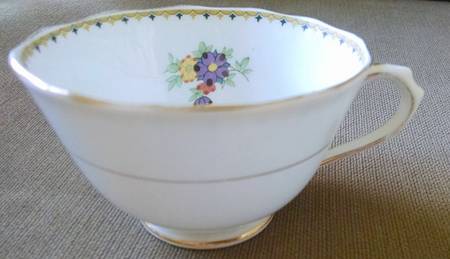 6009 Footed Cup