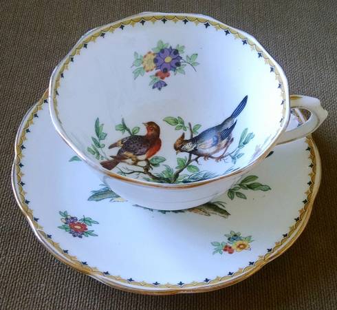 6009 Footed Cup & Saucer Set
