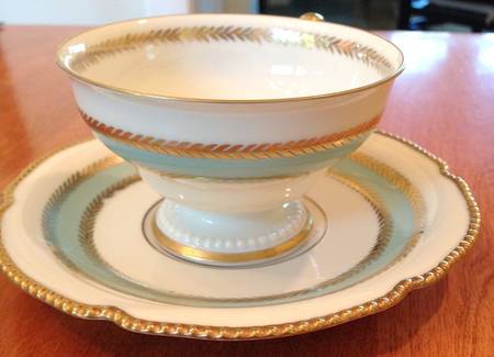 Dolores Footed Cup & Saucer Set