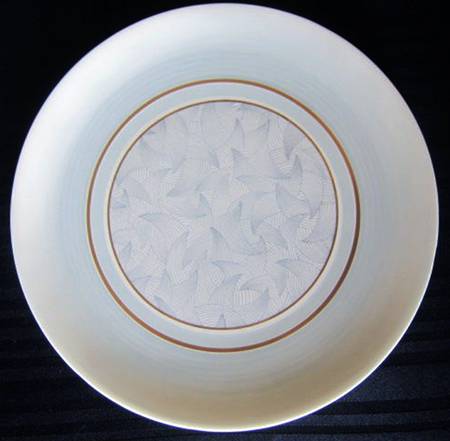 H4401 by Royal Doulton