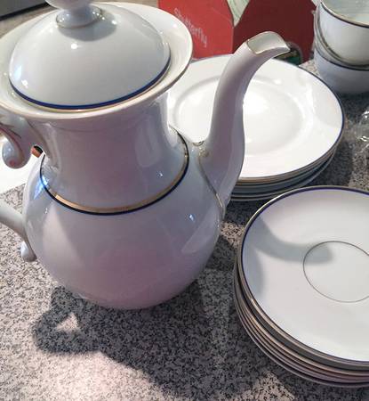 R2364 Coffee Pot & Lid