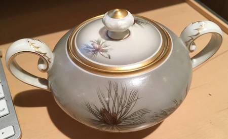 3057 Sugar Bowl & Lid