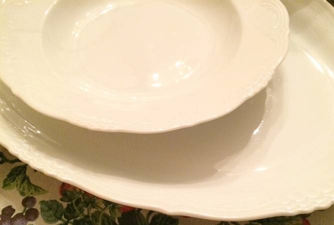 ROT346 14" Oval Serving Platter