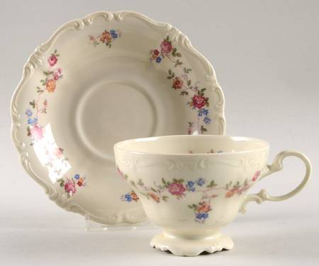R3071 Footed Cup & Saucer Set