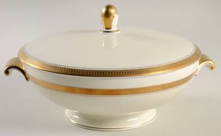 5169 (Cream Background) Round Covered Vegetable