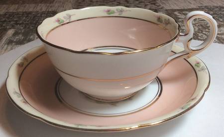 C148 Footed Cup & Saucer Set
