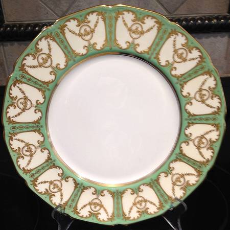 E5057 by Royal Doulton