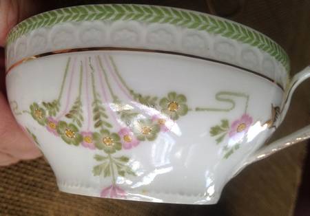 R2369 Flat Cup