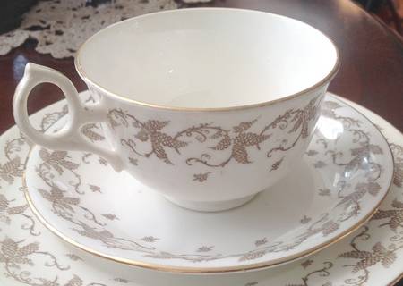 4772 Footed Cup & Saucer Set