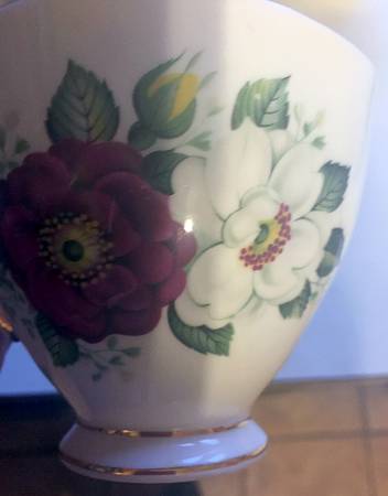 RTA67 Footed Cup