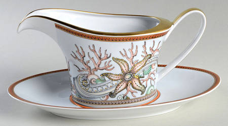 Les Etoiles de la Mer Gravy Boat & Underplate
