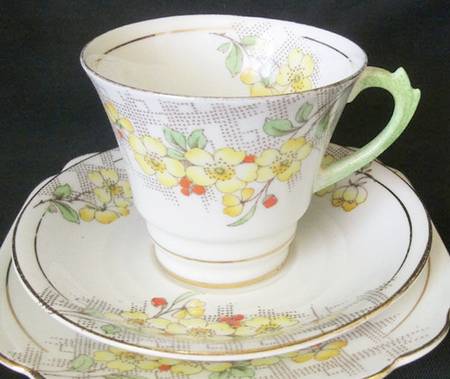 Kew Footed Cup & Saucer Set
