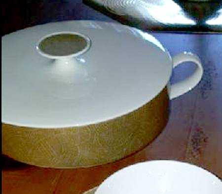 R3085 Round Covered Vegetable