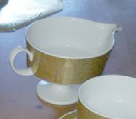 R3085 Creamer
