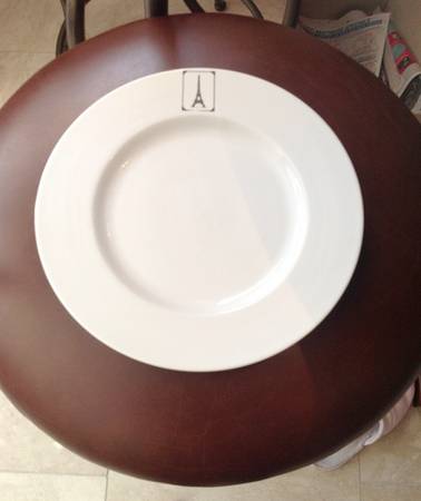 RNC60 Dinner Plate