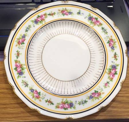 H343 by Royal Doulton
