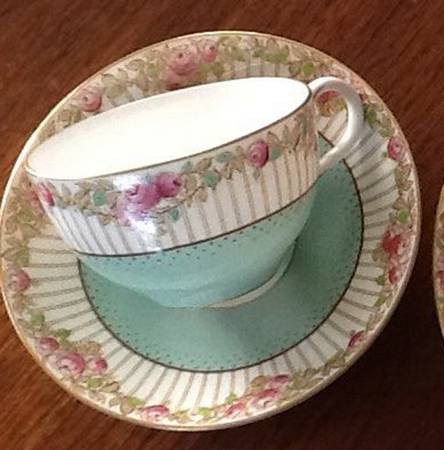 C1219 Flat Cup & Saucer Set