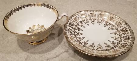 8267 Footed Cup & Saucer Set