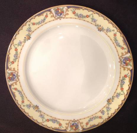 RE12 Salad Plate