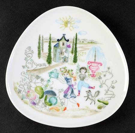 R3096 Triangular Salad Plate by Rosenthal - Continental