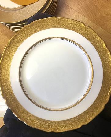 H1504 by Royal Doulton