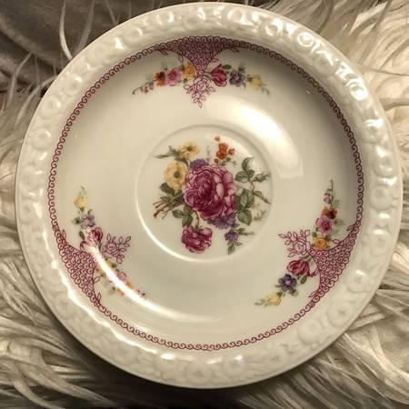 R2798 Saucer