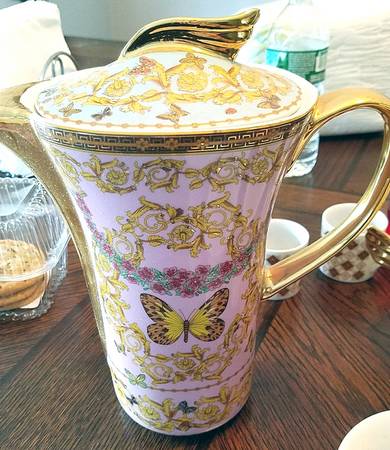Le Jardin De Coffee Pot & Lid