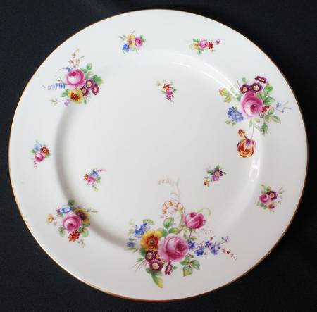 H3592 by Royal Doulton