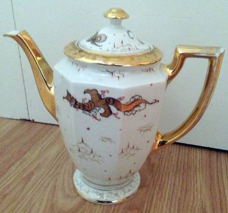 Golden Dragons Coffee Pot & Lid