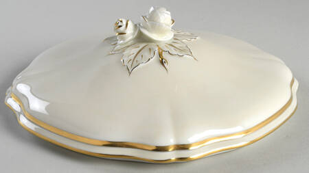 Marie Antoinette Gold on Cream Lid for Round Vegetable
