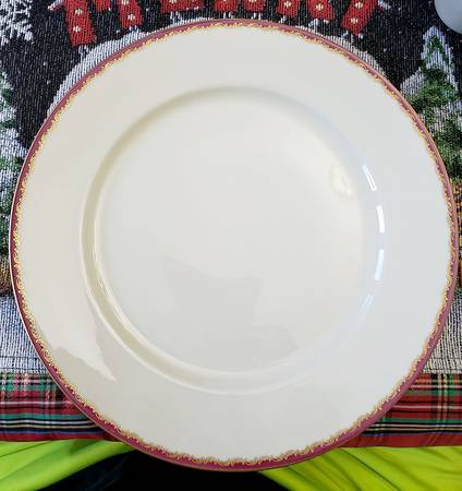2917 Burgundy by Rosenthal - Continental