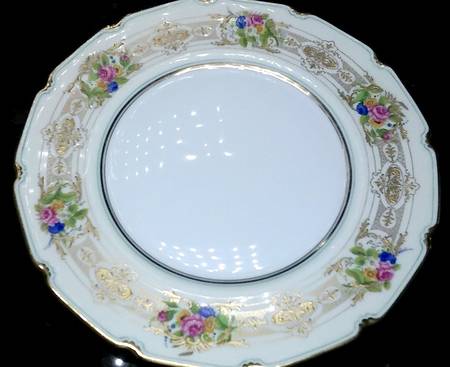 H290 by Royal Doulton