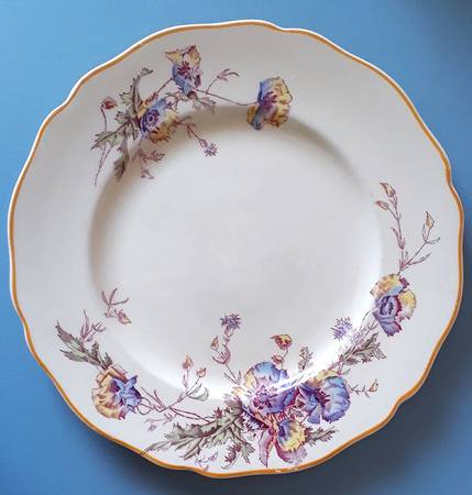 D6269 by Royal Doulton