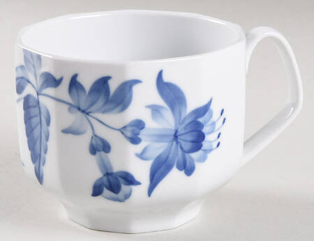 Blomst Footed Cup by Royal Copenhagen