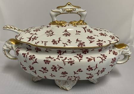 B1084 Oval Tureen & Lid and Ladle