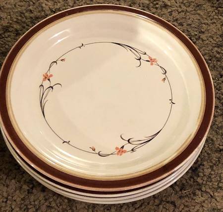 Garland Brown Salad Plate
