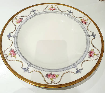 8927 by Royal Crown Derby