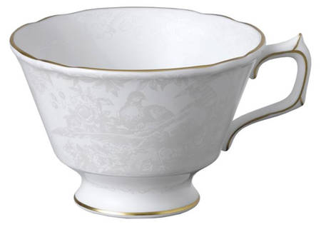 Pearl Aves Footed Cup