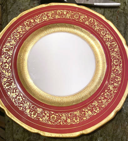 H288-1 by Royal Doulton