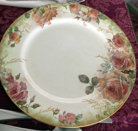 E1035 by Royal Doulton