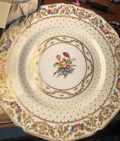 E9284 by Royal Doulton