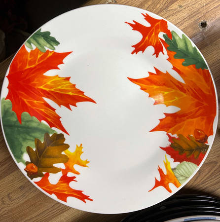RNF132 Dinner Plate