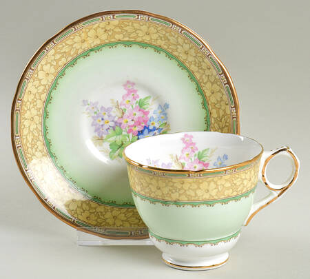 Windsor Footed Cup & Saucer Set