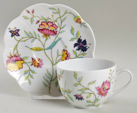 Adriana (Scalloped) Flat Cup & Saucer Set