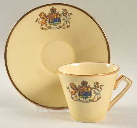 A274 Flat Cup & Saucer Set