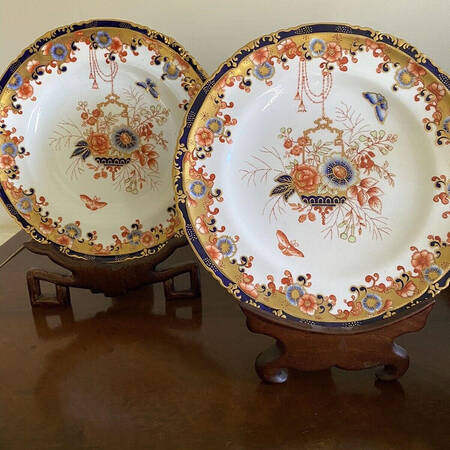 4634 by Royal Crown Derby