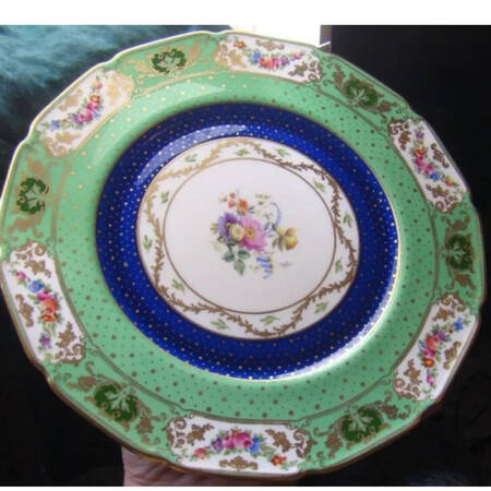 H2523 by Royal Doulton